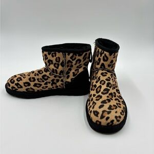 💕Leopard Print Mini Boots💕